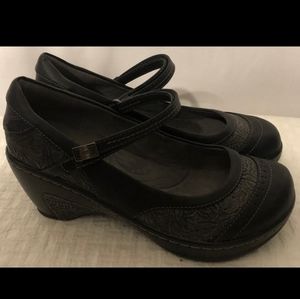 JBU by Jambu Melrose Black Mary Jane's Wedge 7M